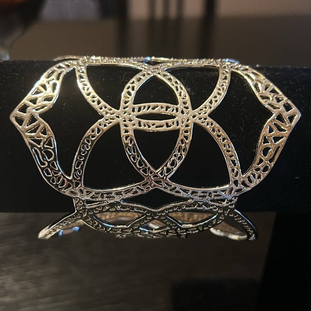 Kendra Scott Gold tone Cuff Bracelet
